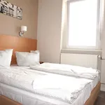 Wittenau Hotel apartamentowy 3*